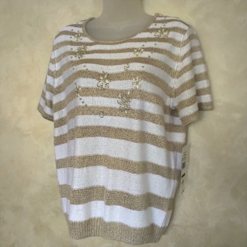 Beautiful Alfred Dunner Sweater NWT LP